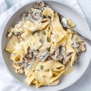 Mushroom-Fettuccine-Alfredo-07-500x500